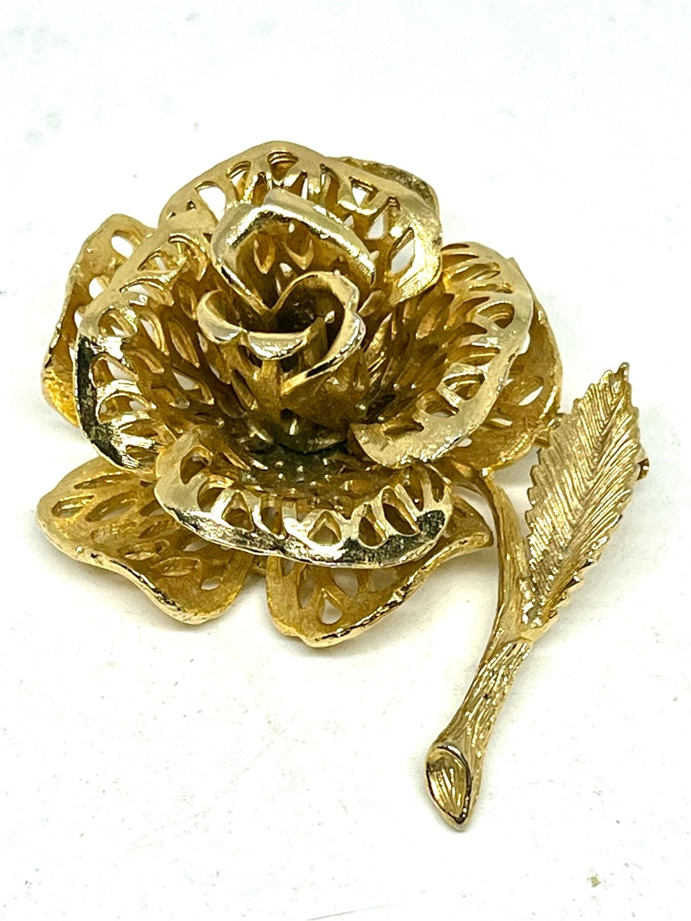 Vintage Lisner Rose Brooch